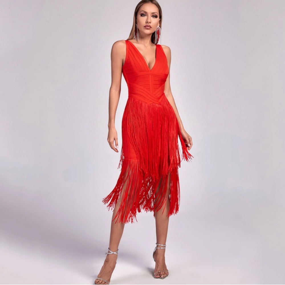 Bella Barnett Red Fringe Bandage Dreas